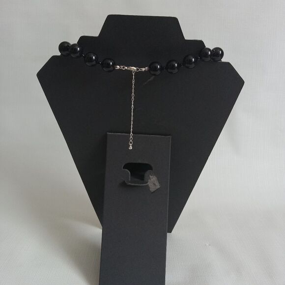Black & Silver Acrylic Round Beaded Single Strand Adjustable Fashion Necklace - Picture 2 of 9